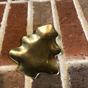 adorable vintage gold brass Christmas tree shaped trinket plate or ashtray 5x4”